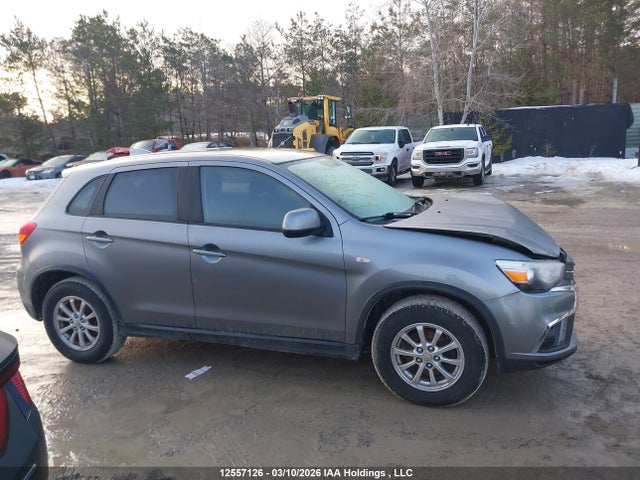 JA4AJ3AU7JU602449 Mitsubishi RVR SE