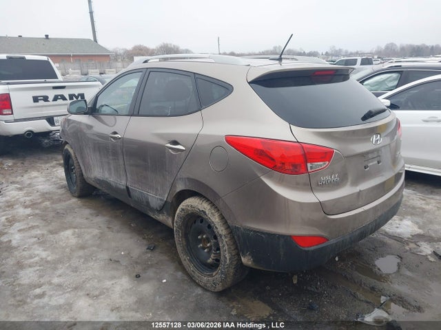 12557128 :رقم المزاد ، KM8JU3AC5AU087886 vin ، 2010 Hyundai Tucson Gls مزاد بيع