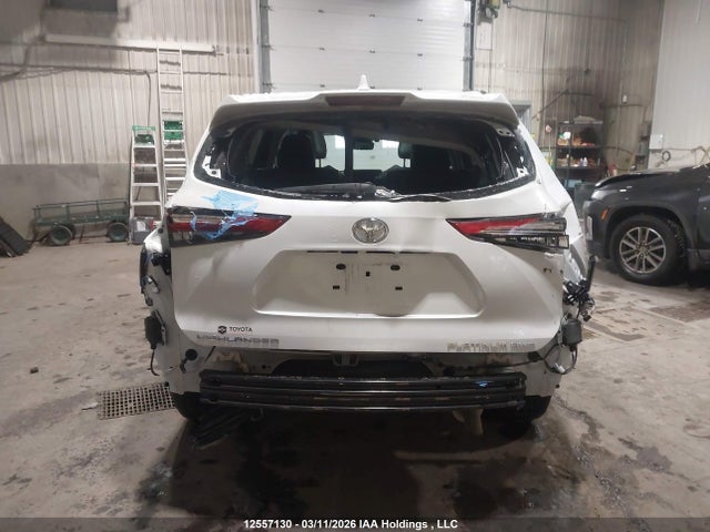 Aukcja sprzedaży 2022 Toyota Highlander Platinum, vin: 5TDFZRBH9NS167307, numer aukcji: 12557130