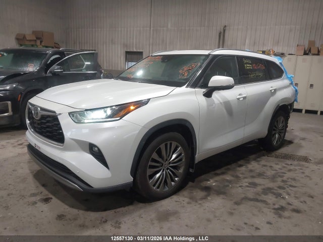Aukcja sprzedaży 2022 Toyota Highlander Platinum, vin: 5TDFZRBH9NS167307, numer aukcji: 12557130