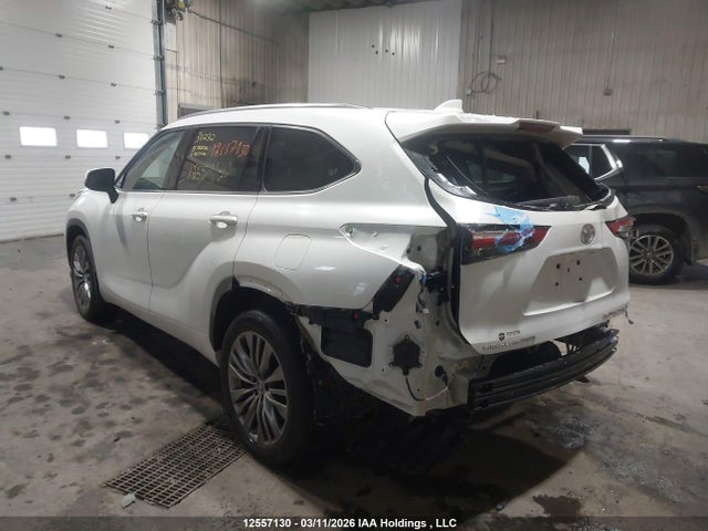 Aukcja sprzedaży 2022 Toyota Highlander Platinum, vin: 5TDFZRBH9NS167307, numer aukcji: 12557130