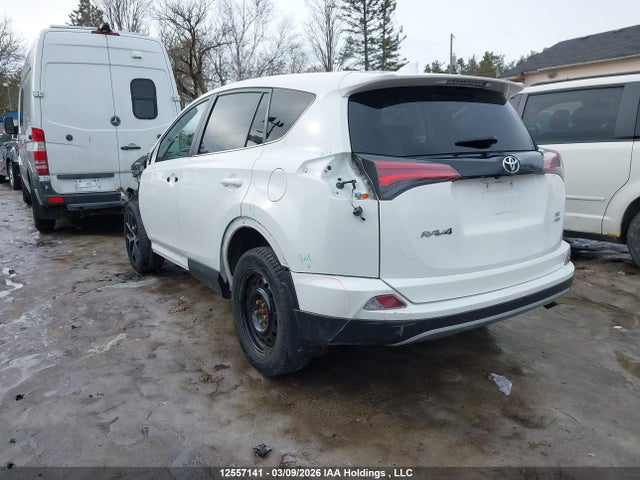 12557141 :رقم المزاد ، 2T3JFREV3HW644692 vin ، 2017 Toyota Rav4 Se مزاد بيع