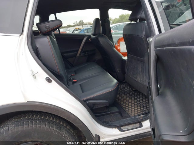 12557141 :رقم المزاد ، 2T3JFREV3HW644692 vin ، 2017 Toyota Rav4 Se مزاد بيع