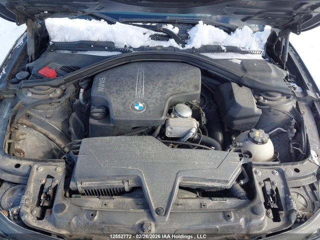 WBA3C3C59EF987423 BMW 320i Xdrive