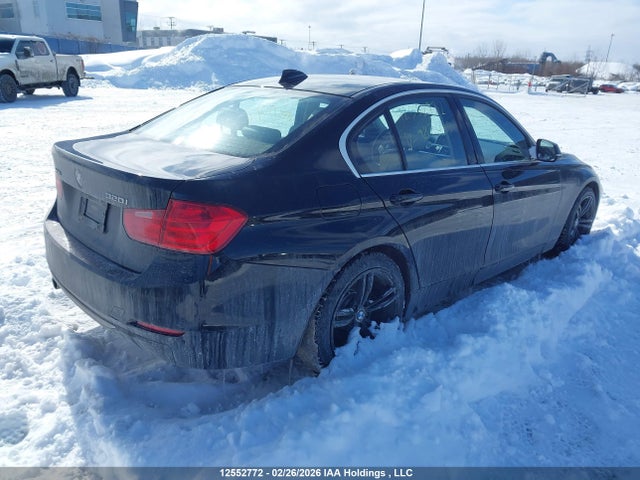 WBA3C3C59EF987423 BMW 320i Xdrive