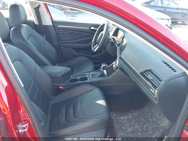 3VWGM7BU8RM009399 Volkswagen JETTA SEL