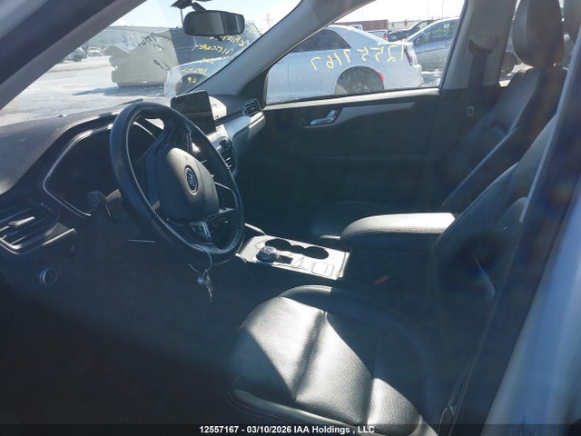 1FMCU9H6XMUA10706 Ford ESCAPE SEL