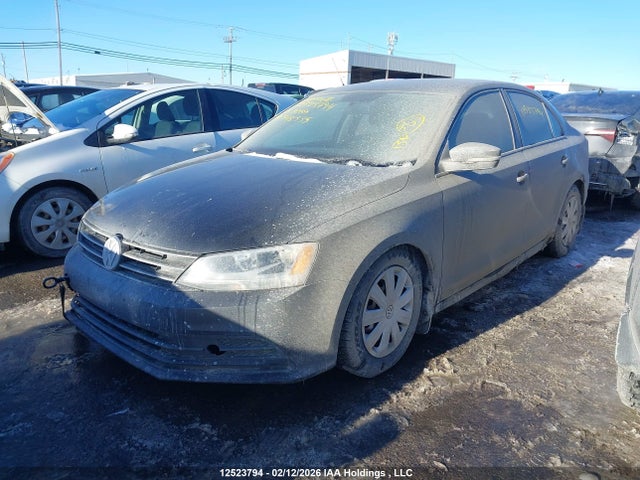 3VW2K7AJ4FM348535 Volkswagen Jetta 2.0l Trendline/2.0l Trendline+