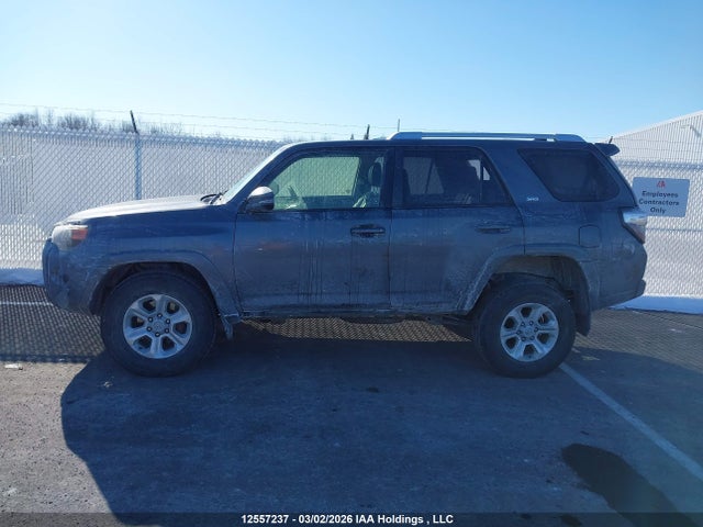 JTEBU5JR0G5293317 Toyota 4RUNNER SR5