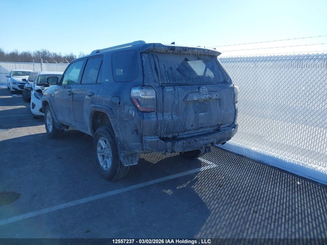 JTEBU5JR0G5293317 Toyota 4RUNNER SR5