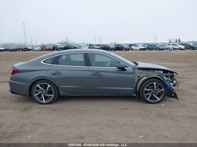 KMHL44J28PA280856 Hyundai Sonata Sport