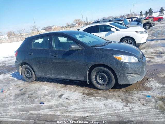 12557247 :رقم المزاد ، 2T1KU4EE3CC867413 vin ، 2012 Toyota Corolla Matrix مزاد بيع