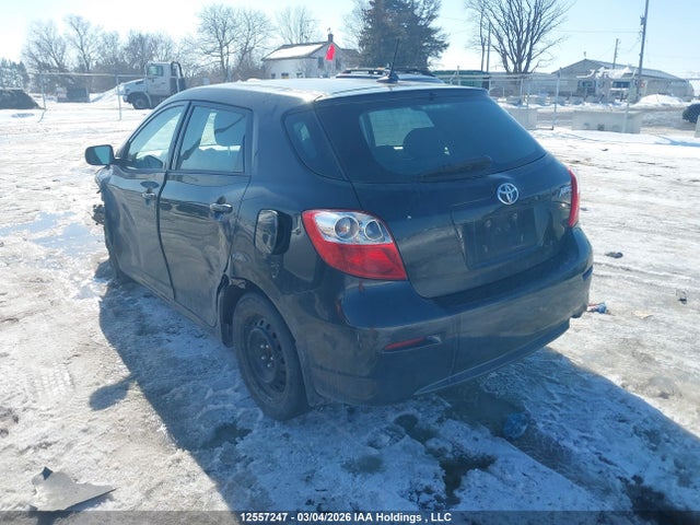 12557247 :رقم المزاد ، 2T1KU4EE3CC867413 vin ، 2012 Toyota Corolla Matrix مزاد بيع
