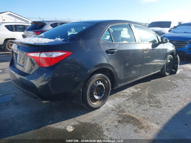 12557256 :رقم المزاد ، 2T1BURHE2FC247276 vin ، 2015 Toyota Corolla S مزاد بيع