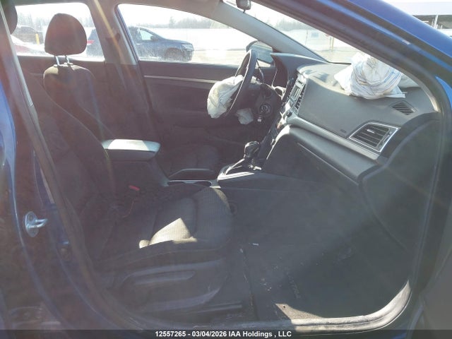 5NPD74LF8HH090680 Hyundai Elantra Le