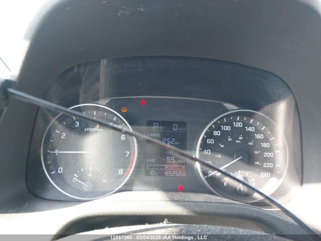 5NPD74LF8HH090680 Hyundai Elantra Le