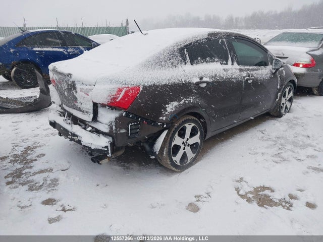 12557266 :رقم المزاد ، KNADN4A32F6500179 vin ، 2015 Kia Rio Ex/ex+/lx/lx+/sx مزاد بيع