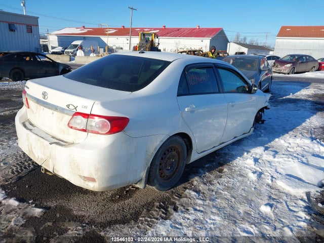 12546103 :رقم المزاد ، 2T1BU4EE8BC561709 vin ، 2011 Toyota Corolla Le مزاد بيع