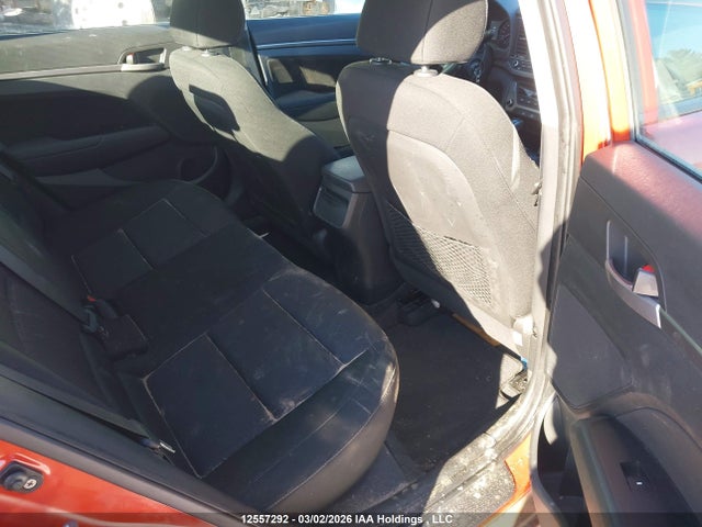 KMHD84LF0HU221793 Hyundai ELANTRA GL