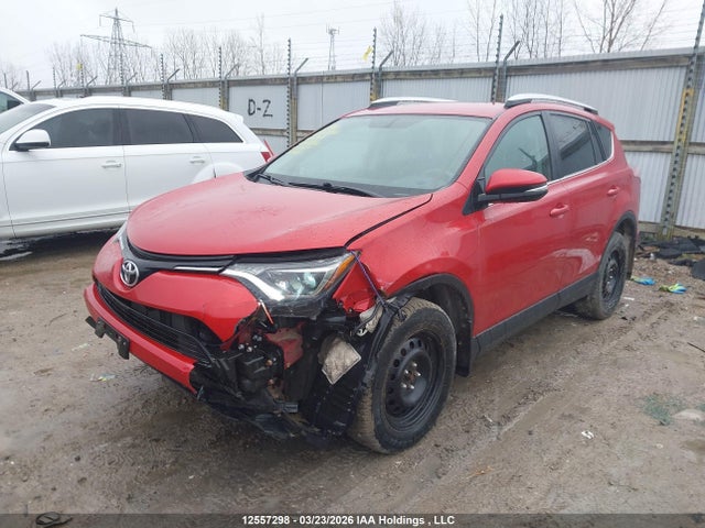 2T3ZFREVXGW292258 Toyota RAV4 LE