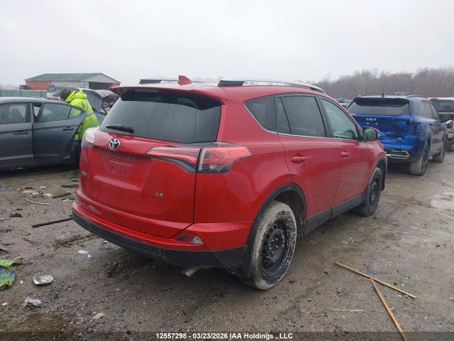 2T3ZFREVXGW292258 Toyota RAV4 LE