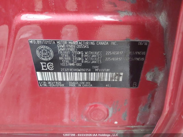 2T3ZFREVXGW292258 Toyota RAV4 LE