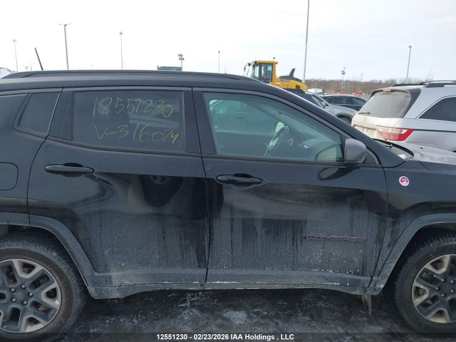 3C4NJDDB4JT316074 Jeep Compass Trailhawk