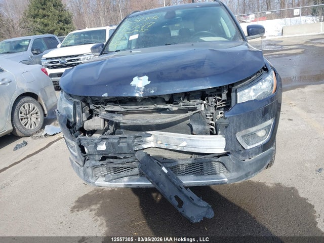 12557305 :رقم المزاد ، 3C4NJDCB4JT155677 vin ، 2018 Jeep Compass مزاد بيع