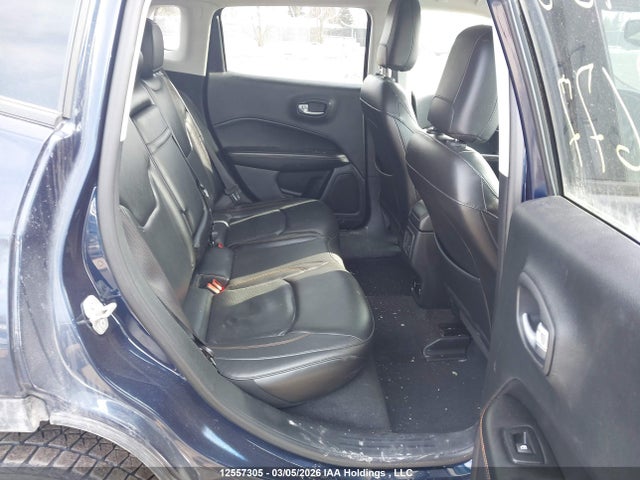 12557305 :رقم المزاد ، 3C4NJDCB4JT155677 vin ، 2018 Jeep Compass مزاد بيع