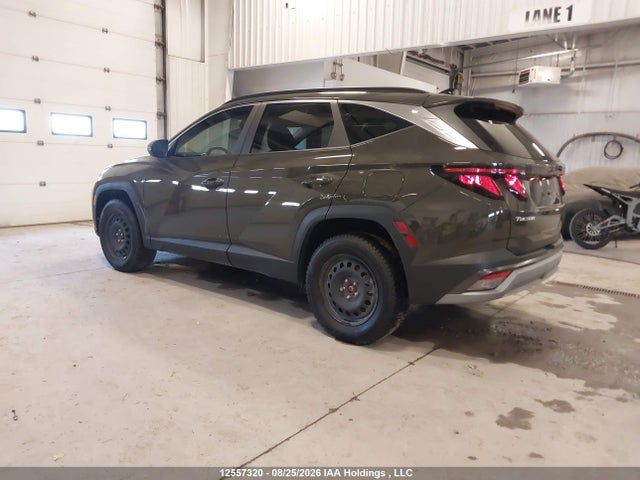 5NMJBCDE8SH454733 Hyundai Tucson Preferred Awd