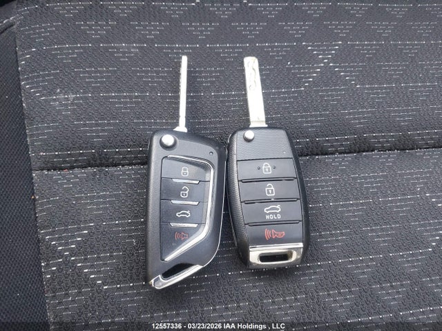3KPA25AD4NE489370 KIA Rio Lx Premium/lx+