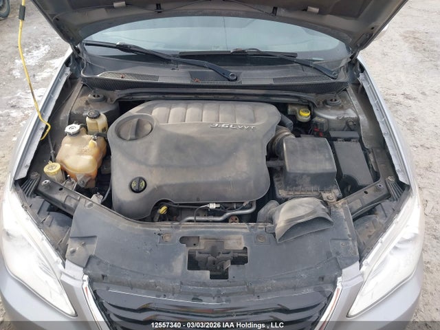 12557340 :رقم المزاد ، 1C3CCBCG5DN605850 vin ، 2013 Chrysler 200 Limited مزاد بيع