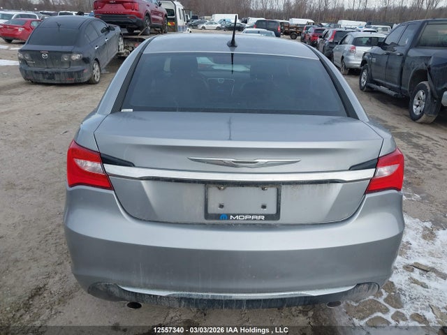 12557340 :رقم المزاد ، 1C3CCBCG5DN605850 vin ، 2013 Chrysler 200 Limited مزاد بيع