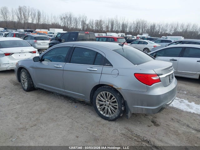 12557340 :رقم المزاد ، 1C3CCBCG5DN605850 vin ، 2013 Chrysler 200 Limited مزاد بيع