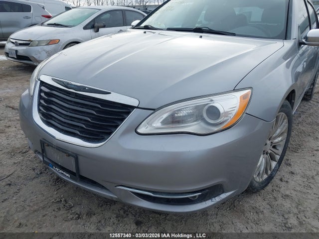 12557340 :رقم المزاد ، 1C3CCBCG5DN605850 vin ، 2013 Chrysler 200 Limited مزاد بيع