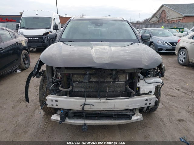 12557353 :رقم المزاد ، 5TDGBRCH8MS022801 vin ، 2021 Toyota Highlander Hybrid Xle مزاد بيع
