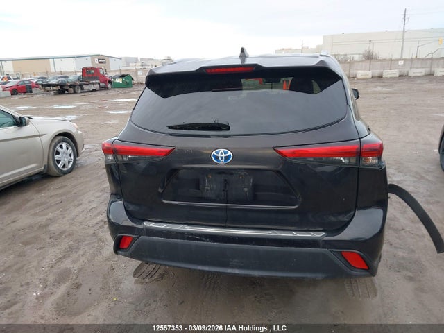 12557353 :رقم المزاد ، 5TDGBRCH8MS022801 vin ، 2021 Toyota Highlander Hybrid Xle مزاد بيع