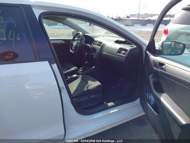3VW267AJ4GM268304 Volkswagen Jetta