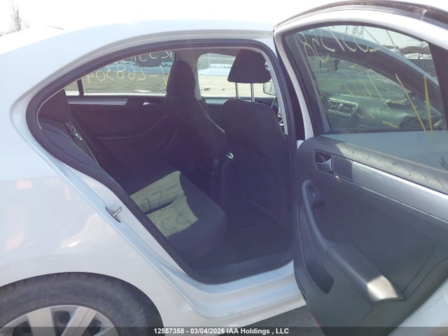 3VW267AJ4GM268304 Volkswagen Jetta