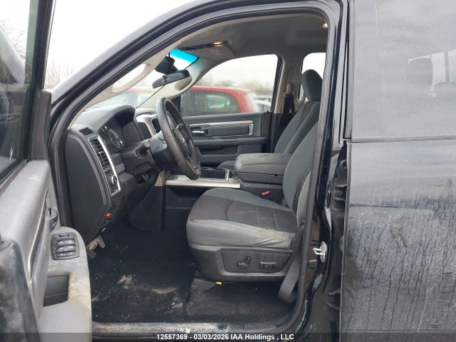 1C6RR7GT3ES131898 RAM 1500 Slt