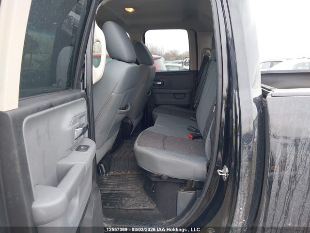 1C6RR7GT3ES131898 RAM 1500 Slt