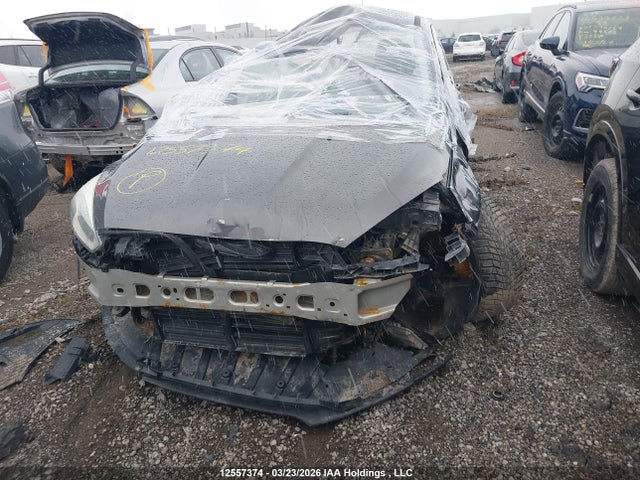2015 Ford Focus Se მანქანა იყიდება აუქციონზე, vin: 1FADP3F26FL251223, აუქციონის ნომერი: 12557374