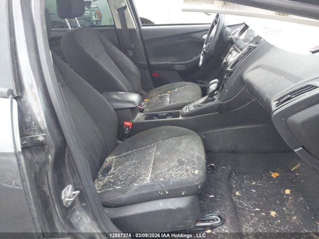 2015 Ford Focus Se მანქანა იყიდება აუქციონზე, vin: 1FADP3F26FL251223, აუქციონის ნომერი: 12557374