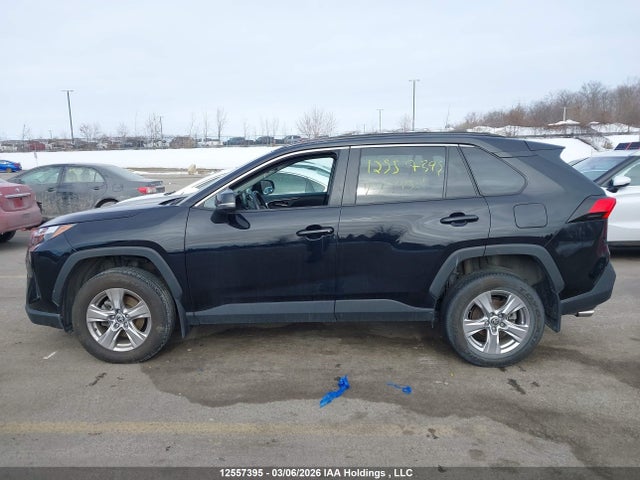 2T3R1RFV1NC273061 Toyota Rav4 Xle/xle Premium