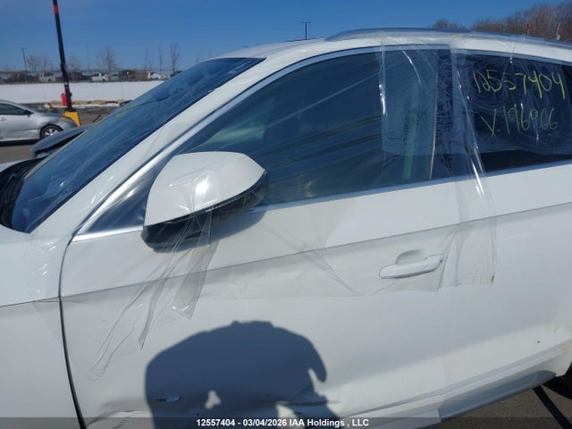 WA1BNAFY5J2196966 Audi Q5 Premium Plus