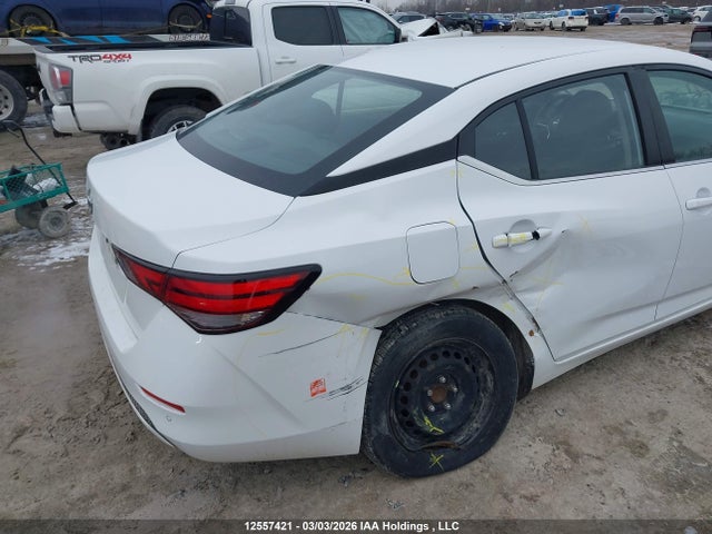 3N1AB8BV6NY233709 Nissan SENTRA S