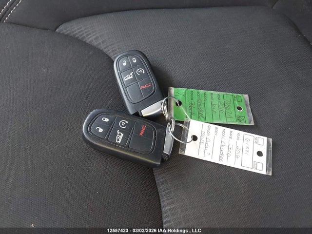 1C4PJMCSXGW173967 Jeep Cherokee Latitude