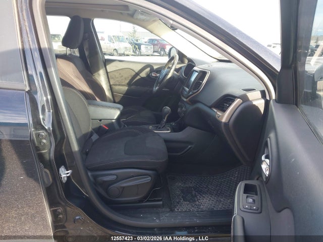 1C4PJMCSXGW173967 Jeep Cherokee Latitude