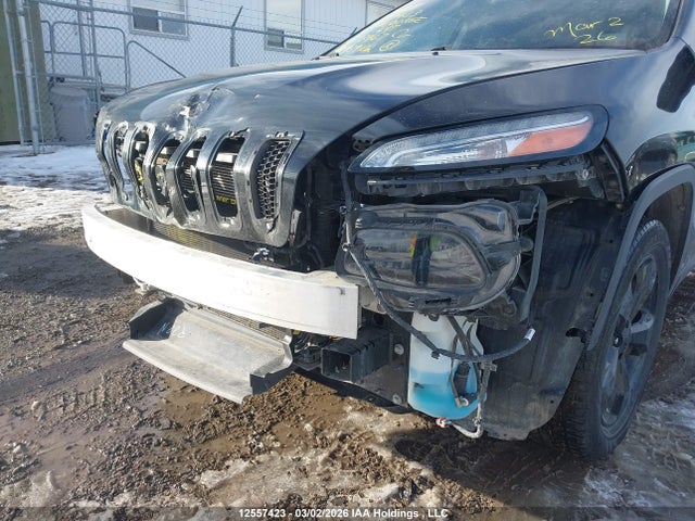 1C4PJMCSXGW173967 Jeep Cherokee Latitude