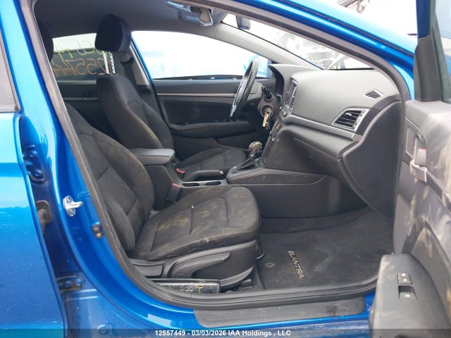KMHD84LF8JU658219 Hyundai ELANTRA GL